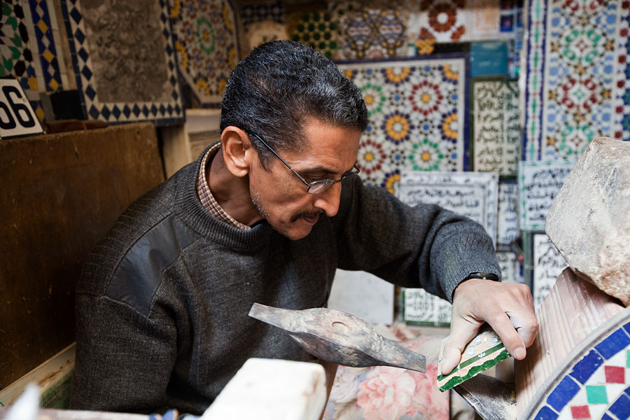  Craftsman carving Zellij Tilework (Colourful mosaic decorations)   Meknes